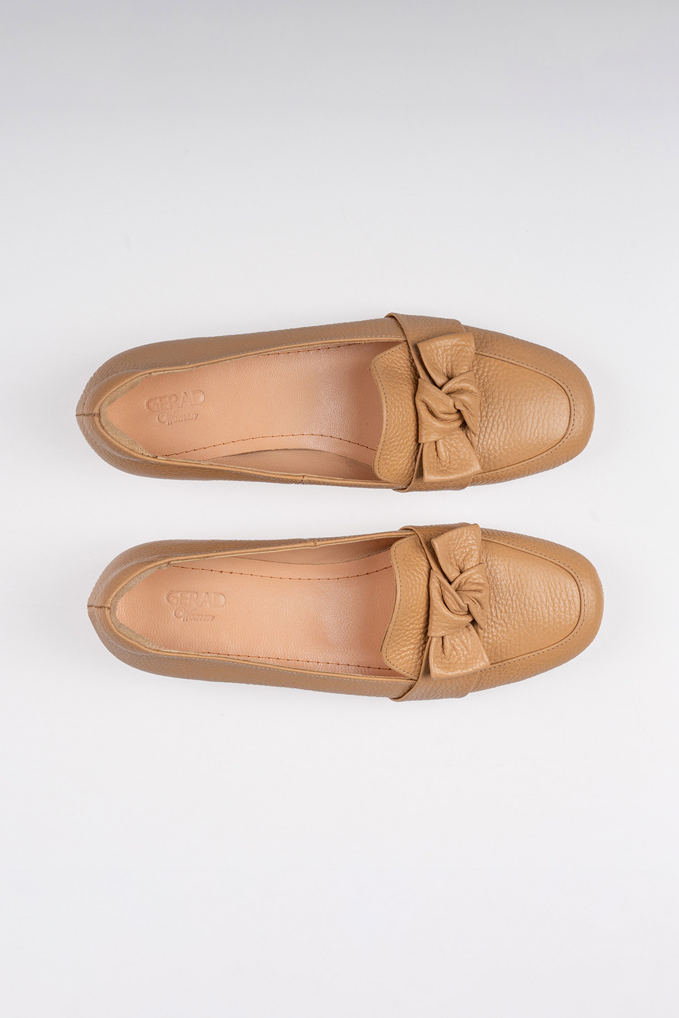 کفش کالج 560025