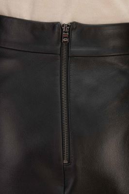 دامن چرم زنانه 440010